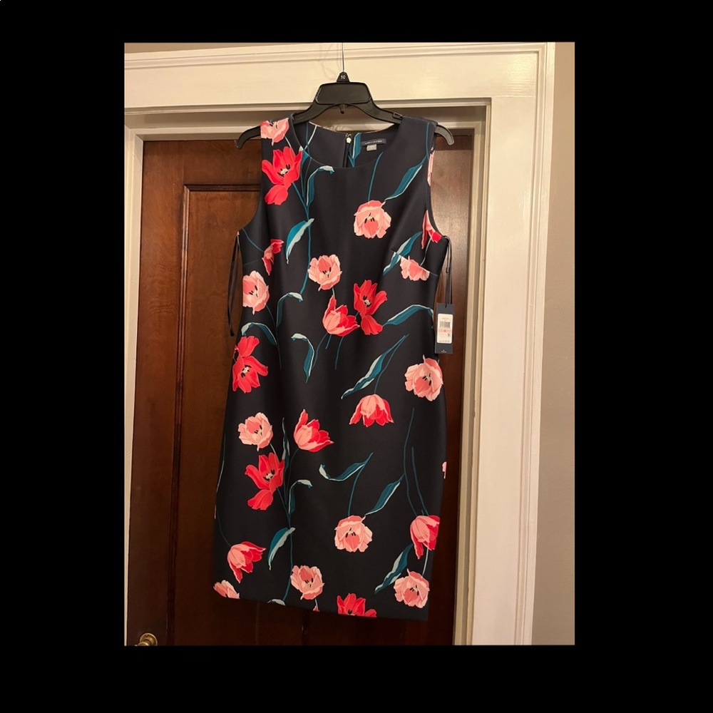Tommy Hilfiger floral dress size 10 NWT